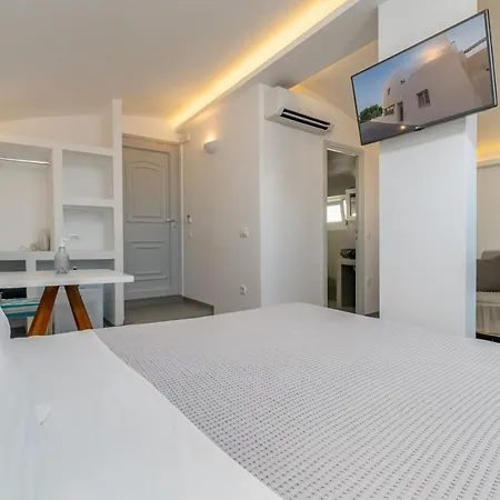 Central Fira Suites 3* Fira (Santorini)