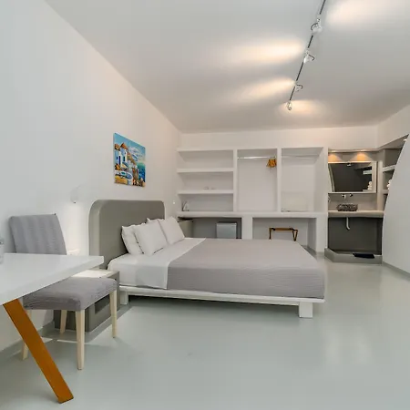 Hotel Central Fira Suites 3*
