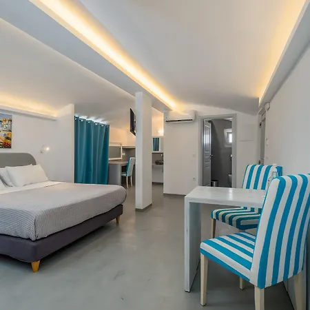 Central Fira Suites 3* Fira (Santorini)